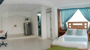 Wifi gratis y ropa de cama