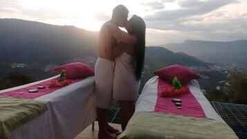 Massagens musculares profundas, massagens