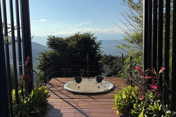Panoramic Cabin, 1 King Bed, Hot Tub, City View | Select Comfort beds, free WiFi, bed sheets, wheelchair access