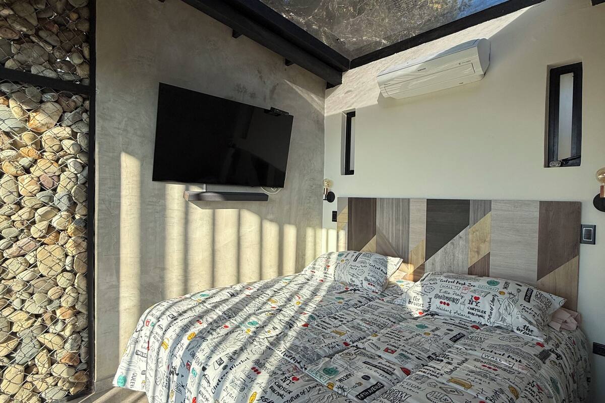 全景小屋, 1 張特大雙人床, 熱水浴缸, 城市景 | Select Comfort 床墊、免費 Wi-Fi、床單