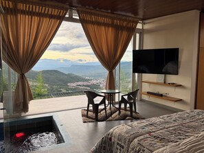 Panoramic Cabin, 1 King Bed, Terrace, City View | Premium bedding, down duvets, Select Comfort beds, free minibar - Sunset Palm Lodge (San Gil)