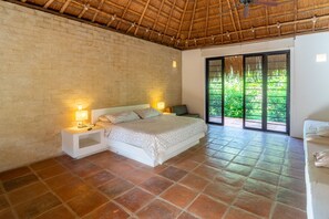 4 bedrooms, free WiFi, bed sheets