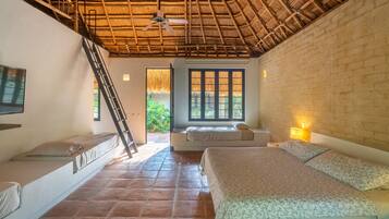 4 bedrooms, free WiFi, bed sheets