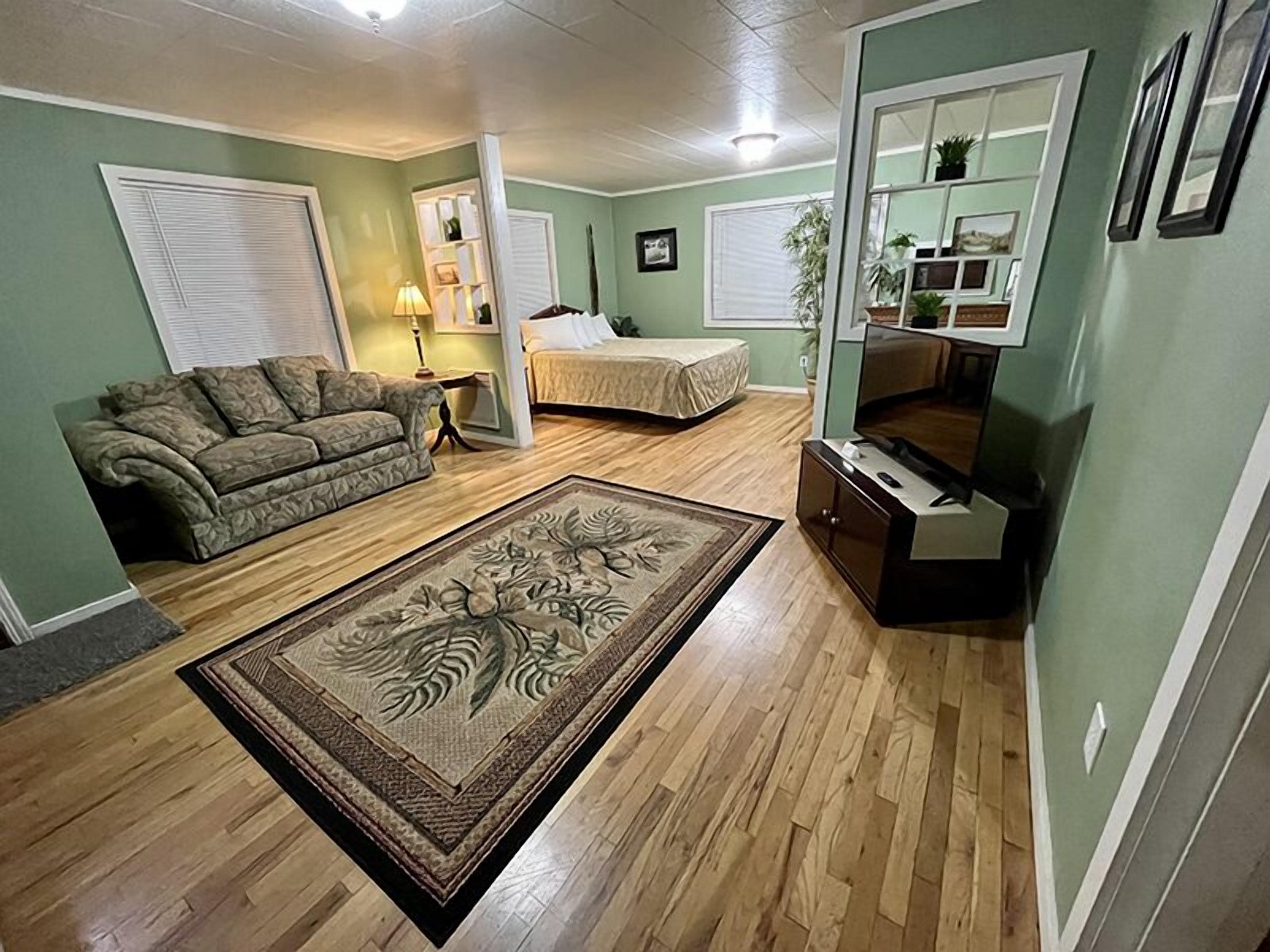 Casa de campo, vista para a montanha | Área de estar | TV de tela plana