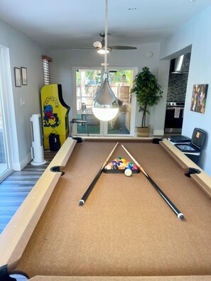 Game room - Private Oasis with Pool & Chic Cabana – Near Beaches, Downtown & More! (Fort Lauderdale)