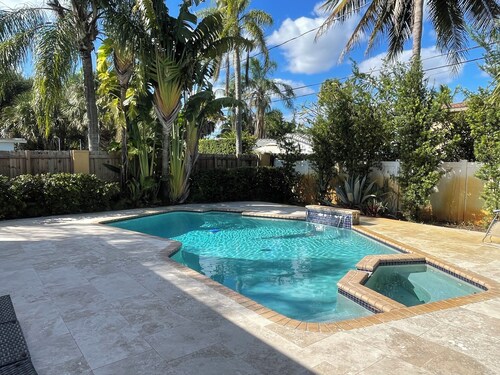 Private Oasis with Pool & Chic Cabana  – Near Beaches, Downtown & More!