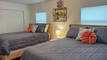 2 bedrooms, free WiFi, bed sheets