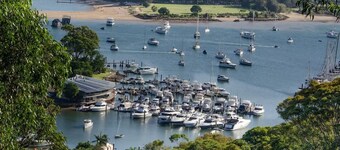 Newport beach and bush getaway with great views.