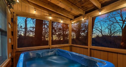 Secluded Mountain Getaway - March Sale