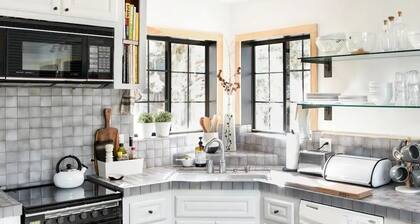 Romantic Getaway Cabin