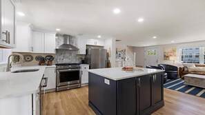 Fridge, oven, stovetop, dishwasher - 4 bedroom accommodation in Harvey Cedars (Harvey Cedars)