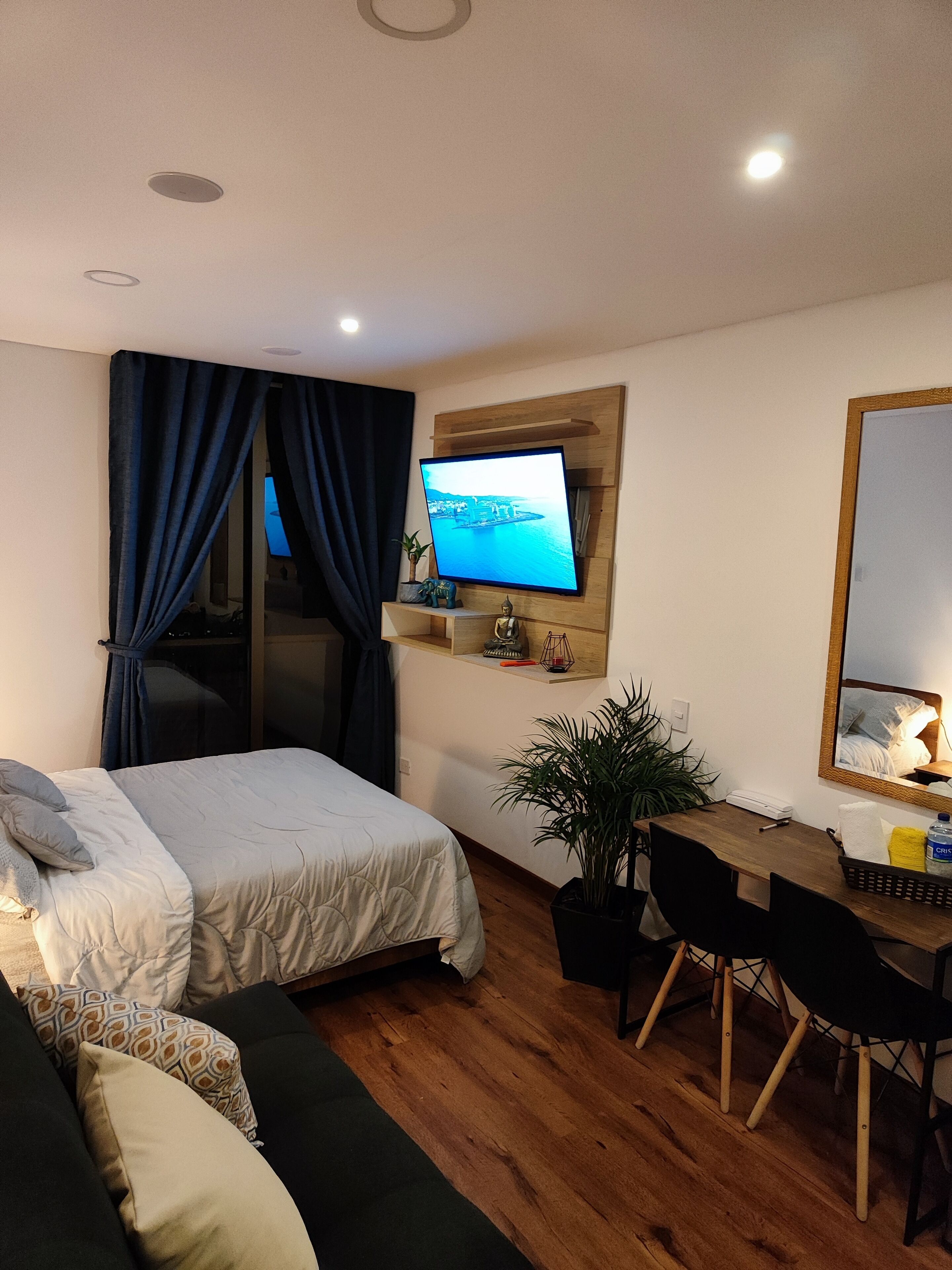 1 bedroom, iron/ironing board, WiFi, bed sheets