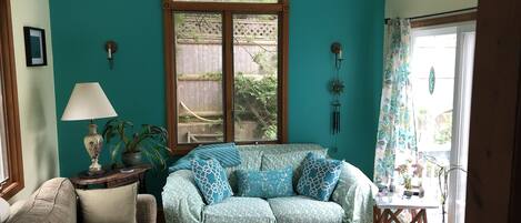 تلفزيون ذكي، كُتُب