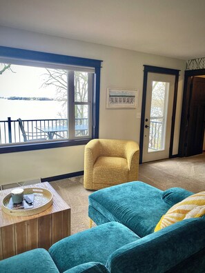 Smart TV, table football, ping pong, books