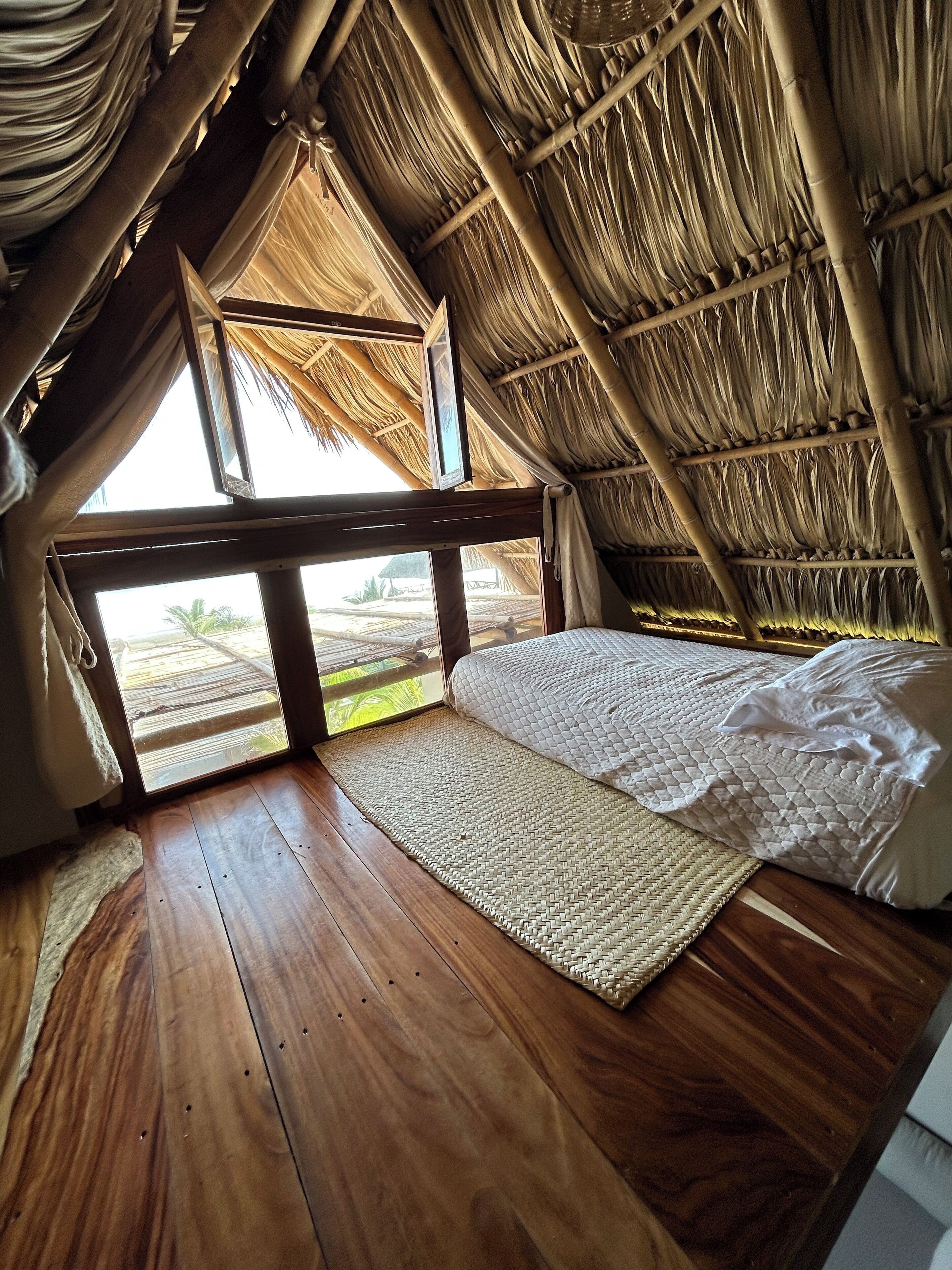 Deluxe villa, privézwembad, uitzicht op zee | Balkon