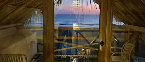 Villa Exclusive, piscina privata, vista oceano | Area soggiorno | Smart TV, Netflix, servizi in streaming