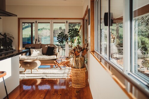 Paradise Valley Lodge