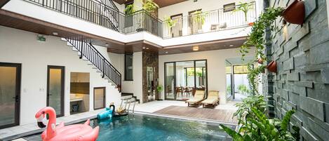 Indoor pool, outdoor pool