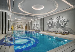 Indoor pool, seasonal outdoor pool, pool umbrellas - The Karl Lagerfeld (Cotai)