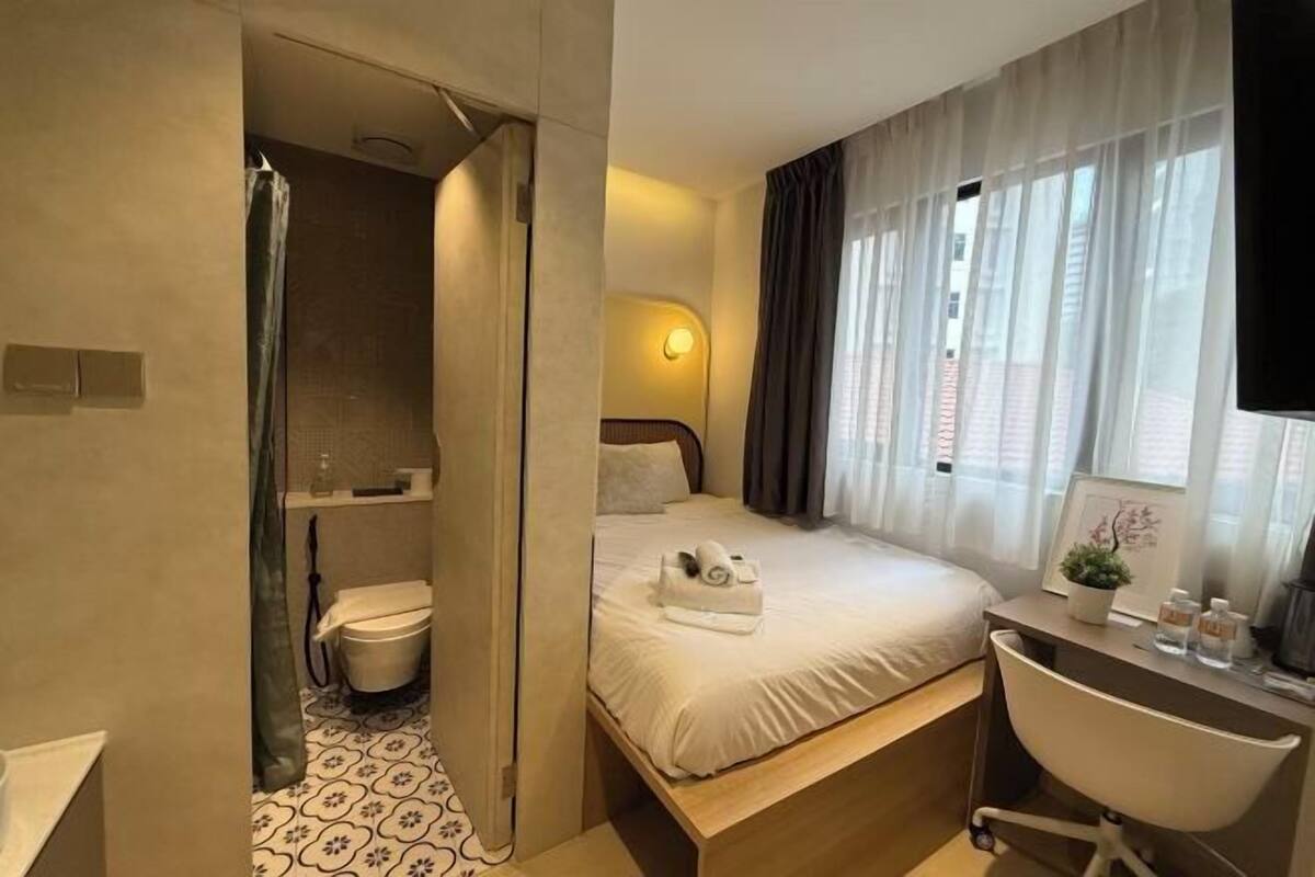 2 bedrooms, premium bedding, in-room safe, individually decorated