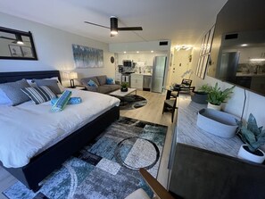 1 chambre, fer et planche à repasser, Wi-Fi, draps fournis