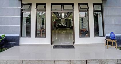 Hotel O Kambang Iwak Area Near Kambang Iwak Park Formerly Kerangga