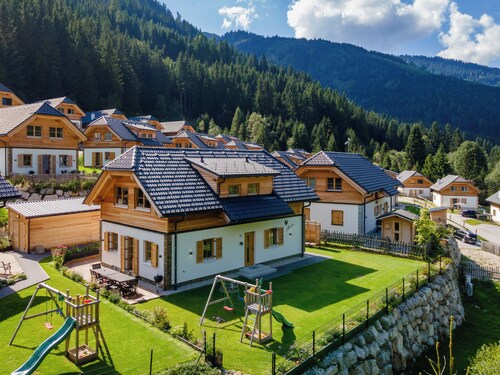 Chalet indépendant avec poêle à bois et sauna