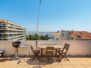 Outdoor dining - Appartement Gaston - Welkeys (Marseille)