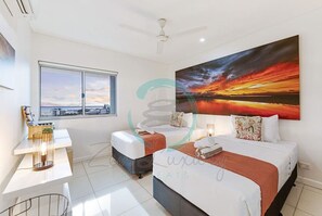 Luksus-lejlighed | 3 soveværelser, skrivebord, arbejdsområde til bærbare computere