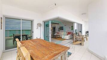 Luxury Apartment | Balkoni