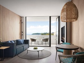 Suite – executive, flere senger, havutsikt | Sengetøy av topp kvalitet, skrivebord og skrivebord for bærbar PC