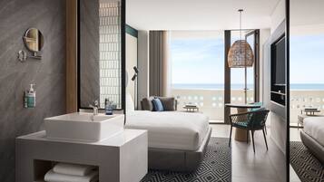 Phòng Superior, 1 giường đôi, quang cảnh biển | Phòng tắm | Bồn tắm và buồng tắm vòi sen riêng, vòi sen phun mưa