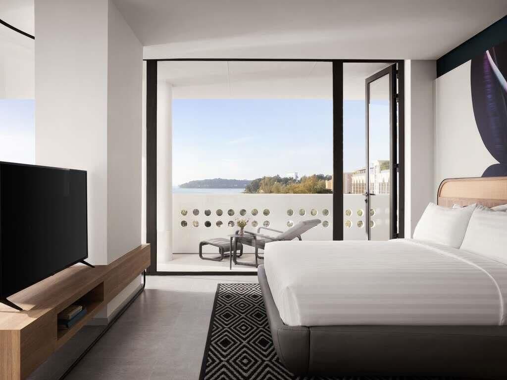 Suíte executiva, 1 cama de casal, vista para o oceano | Roupas de cama premium, escrivaninha, espaço de trabalho para notebook