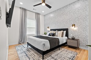 3 室のベッドルーム、アイロン / アイロン台、WiFi、ベッドシーツ