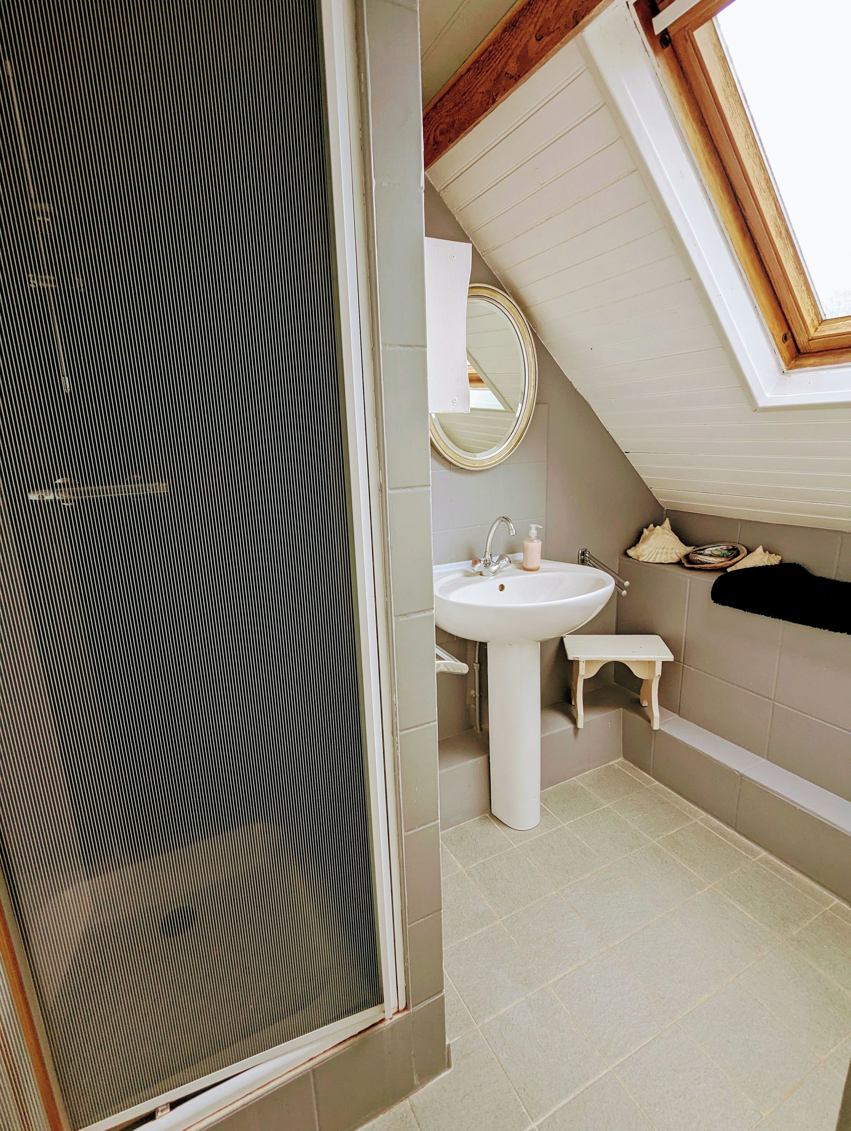 Comfort huis, 2 slaapkamers | Badkamer | Gratis toiletartikelen, een haardroger