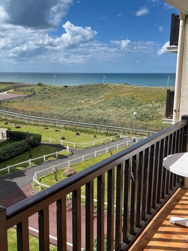 Appartement 2 Pièces Magnifique vue mer !résidence Accès Direct Plage