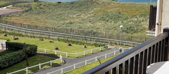 Appartement 2 Pièces Magnifique vue mer !résidence Accès Direct Plage