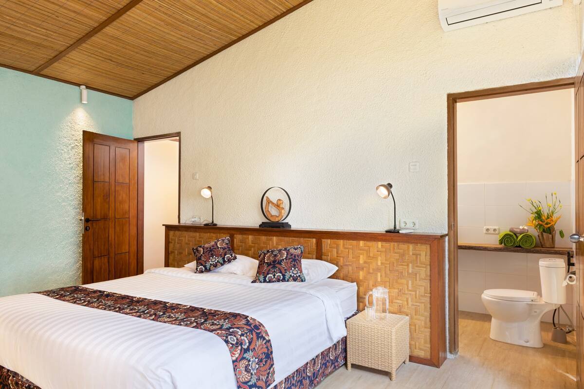 Exclusive Double or Twin Room, Private Bathroom, Garden View | 1 bedroom, desk, free WiFi
