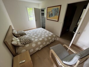 Room - Quartier Calme et Résidentiel a 5 min du lac (Annecy)