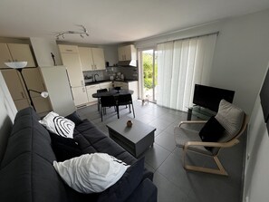 Living area - Quartier Calme et Résidentiel a 5 min du lac (Annecy)