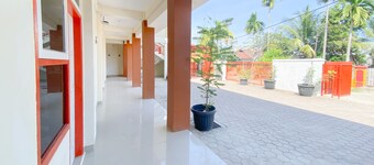 Capital O 3092 Falah Residence Syariah