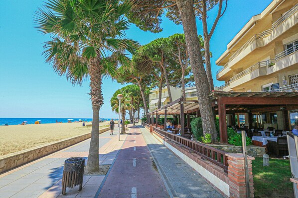 Beach nearby - TUCAN (Cambrils)