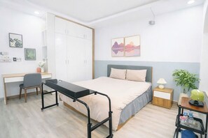 8 bedrooms, WiFi - Start House Apartment 5 Minutes Walk to the Airport (Thành phố Hồ Chí Minh)