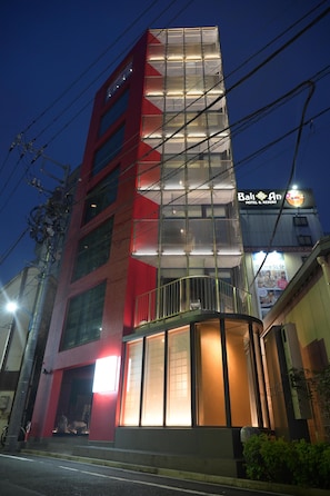 Exterior - ELE Cabin Shinjuku Kabukicho (Tokyo)