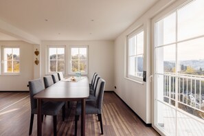 Dining - Bienenhaus 1 - Ferienwohnung mit Sauna und Fantastischem Blick auf die Altstadt (Monschau)