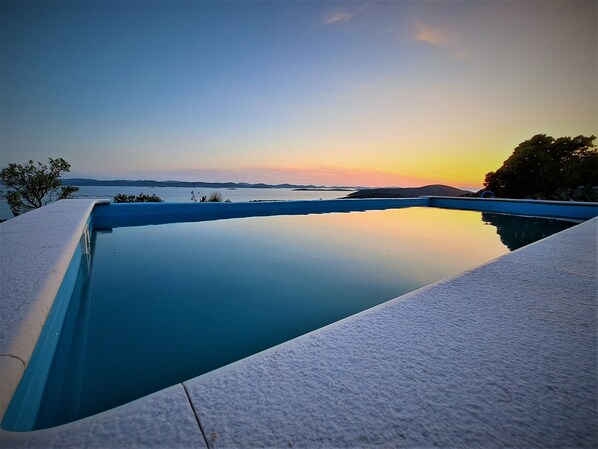 Outdoor pool - Romantic isolated villa with pool surrounded by pure nature. (Tkon)