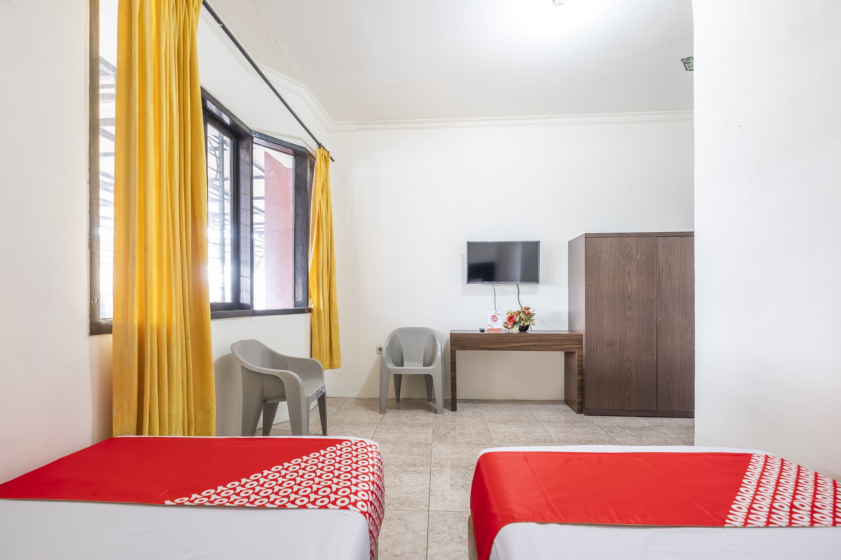 standard twin room | view from room