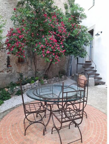 Studio Indépendant Avec Cour