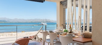 Modern Beach House for 6 in Alcudia, Mallorca