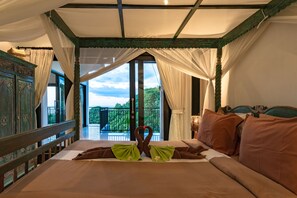 Family Villa, 4 Bedrooms, Ocean View - Villa Jempiring (Banjar)